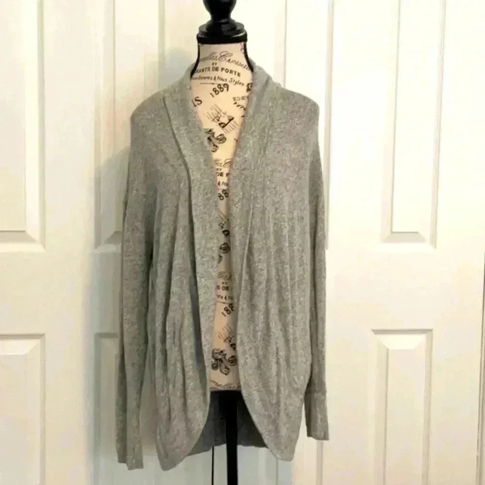 Aerie  Gray Cardigan in Size Medium